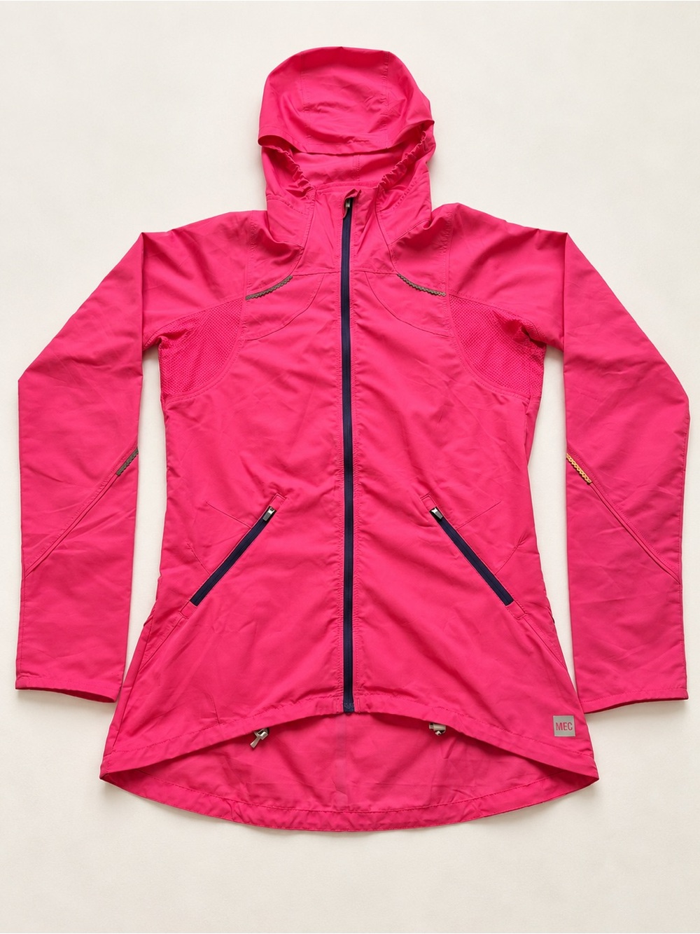 MEC Women’s Pink Slim Fit Hooded Running Jacket Small